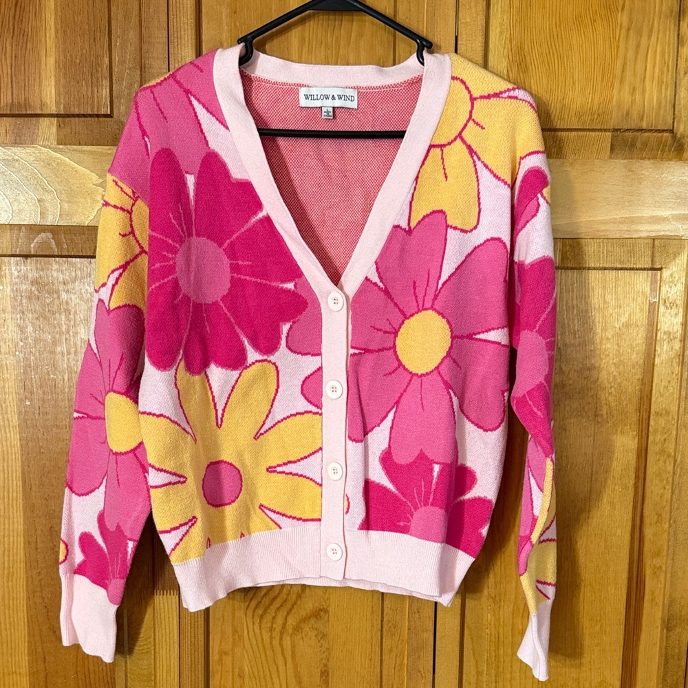 Willow & Wind Pink Vintage-Floral Pattern Button Up Sweater
